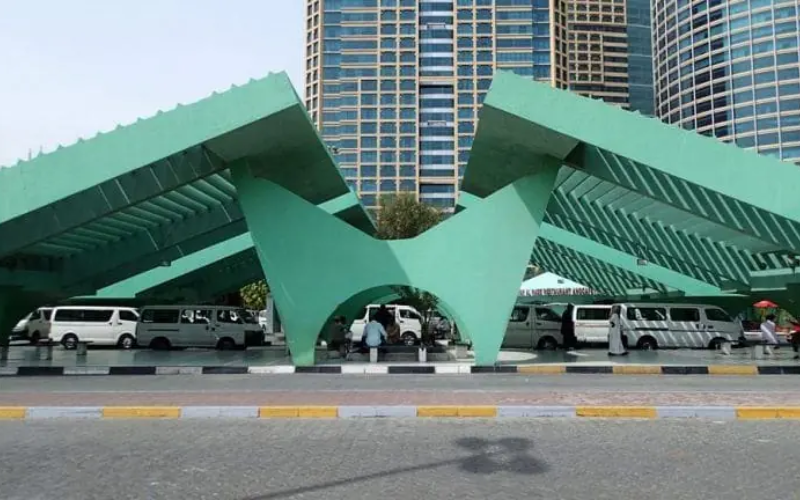 Transportation Options Near the Bus Station