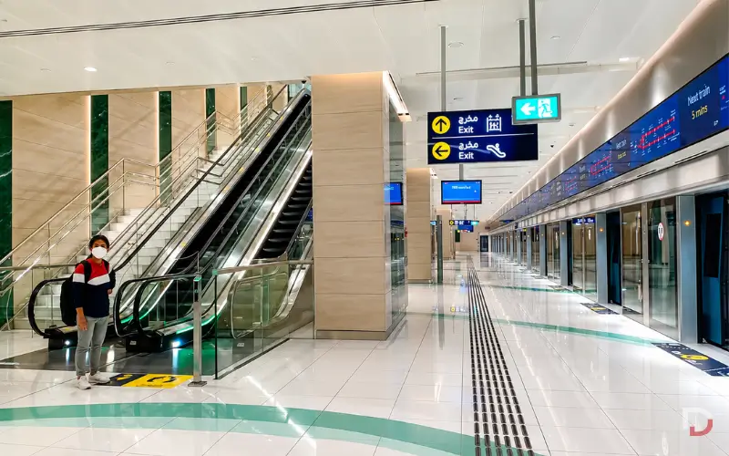 dip metro station stairs area